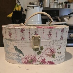 Jewelry Travel Train Decorative Case